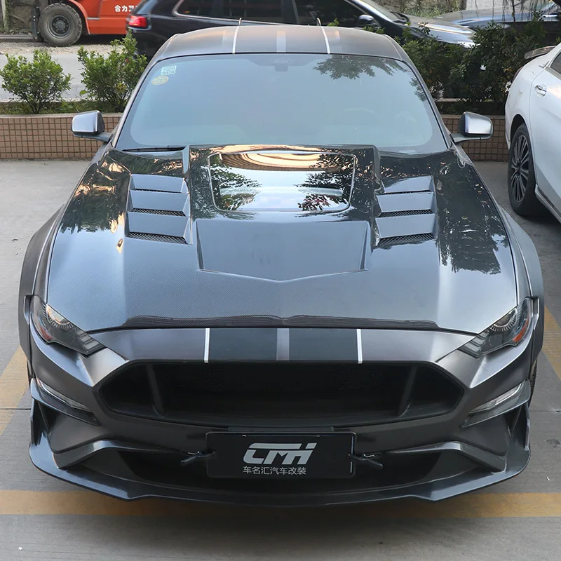Suitable for 18-22 Ford Mustang modified transparent cover  carbon fiber hood engine cover