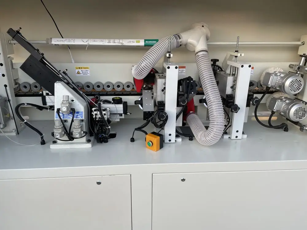 Cabinet door melamine laser mdf pre milling curve pvc board wood pur auto automatic edgebander edge banding machine with trimmer