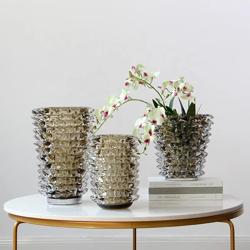 Bixuan Handmade Mouthblown Art Glass Vase Khaki Color Triangle Prisms Spiky Thorn Design Home Table Decor Thick Heavy Glass Vase