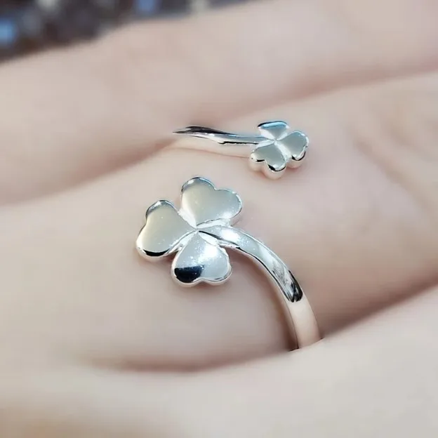 Silver Plated Shamrock Wrap Ring Adjustable Clover Lucky Charm Flower Stud Good Luck Ring Birthday Gift