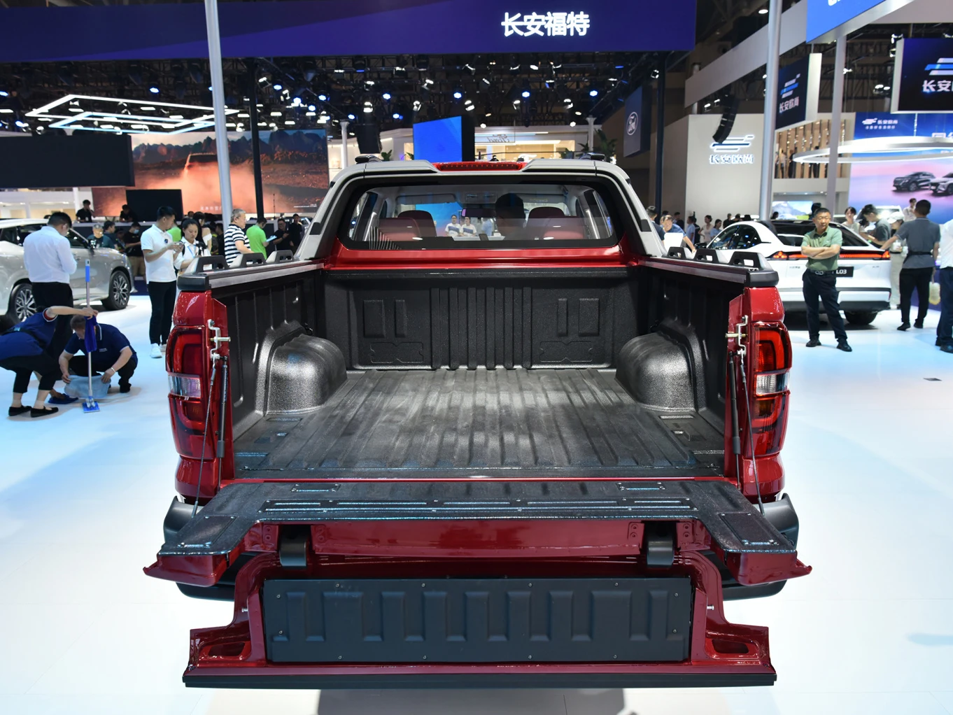 2023 Hot Selling  Changan Excursion Explorer 2.0T Auto 4WD Gasoline Traverse Pickup Made In China