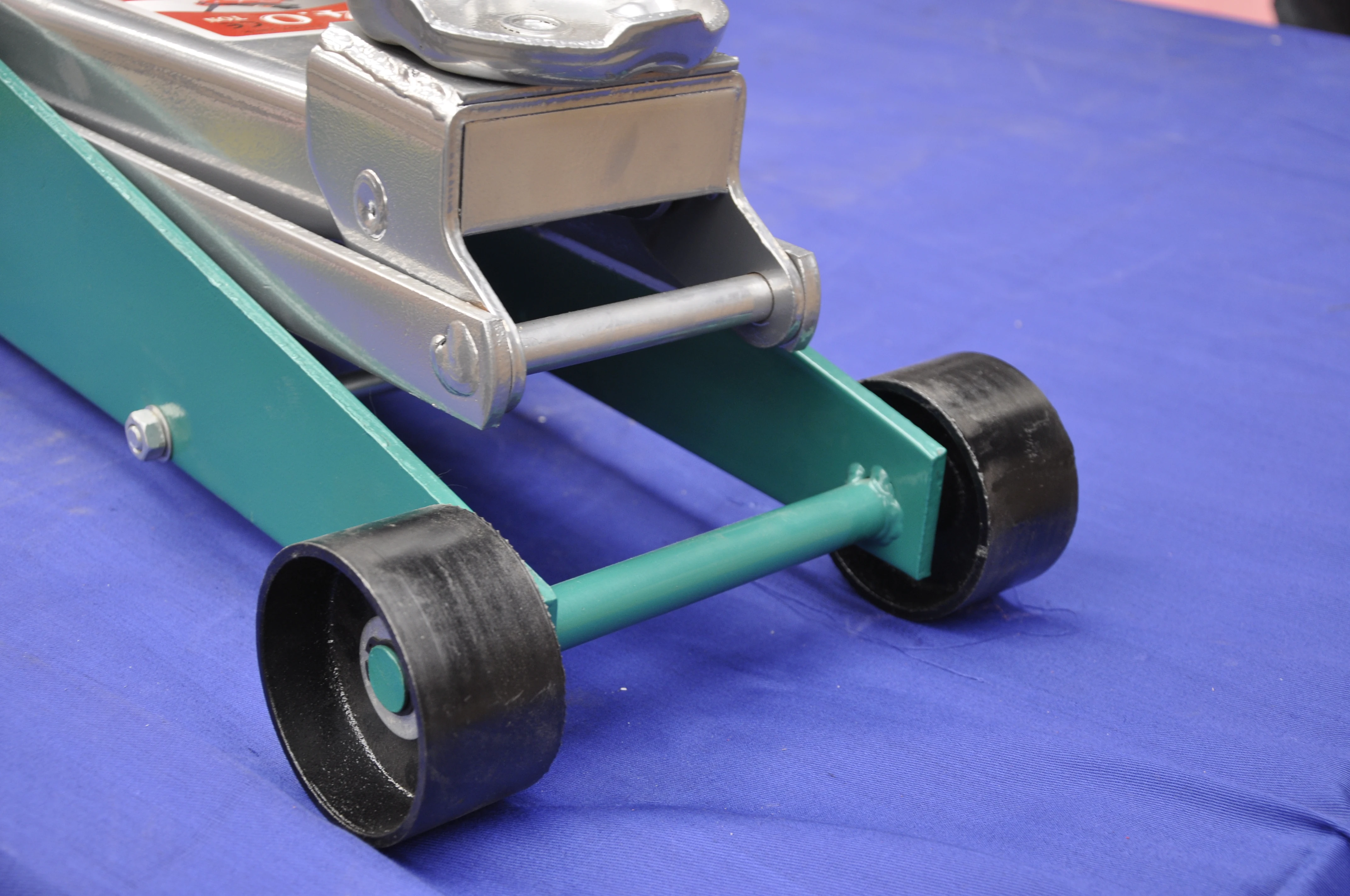 2 тонны портативная Ручная гидравлическая тележка на колесах Напольный домкрат для автомобиля