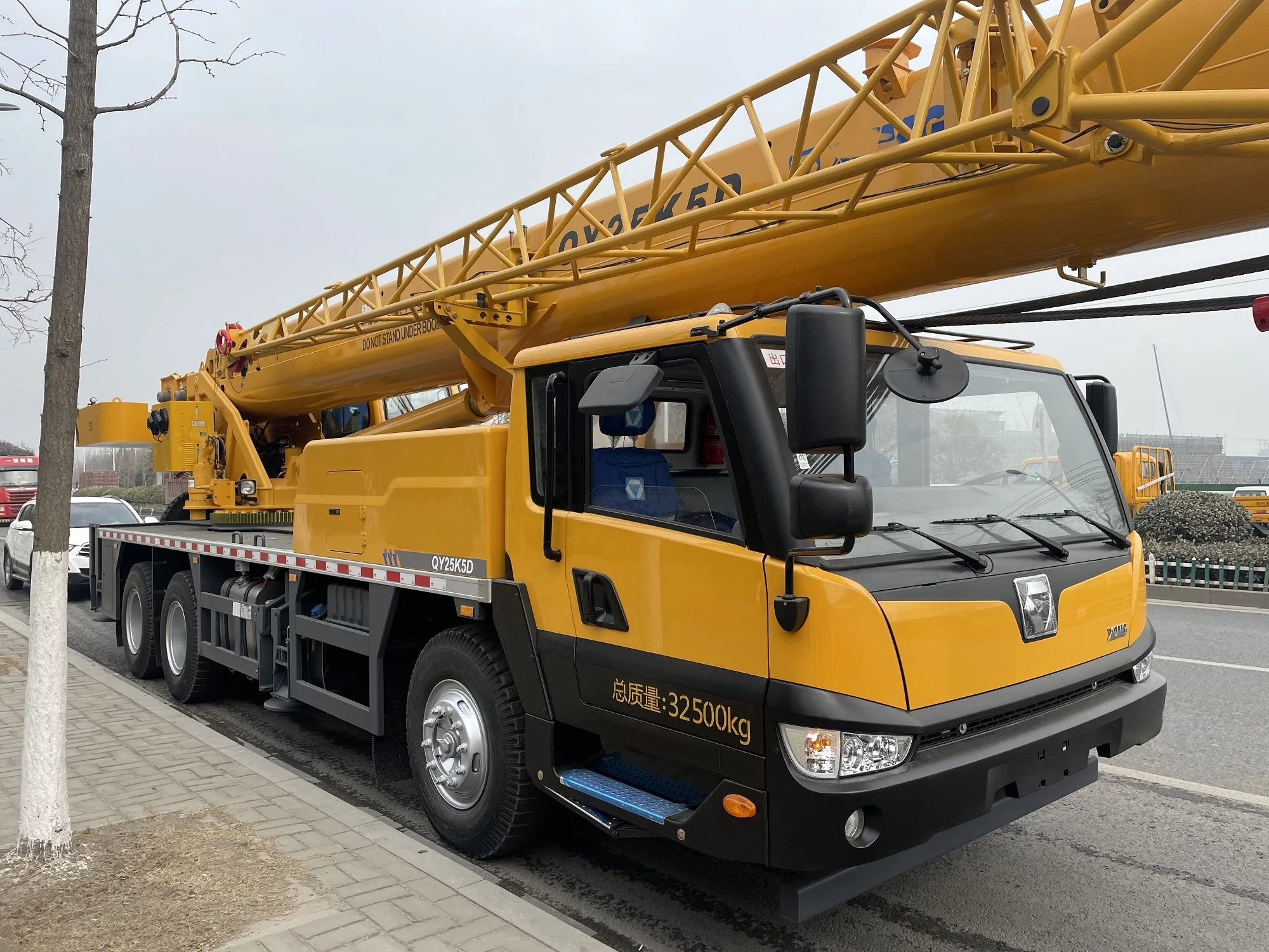 Китайский Новый 25-тонный кран распродажа мини-мобильный QY25K5D