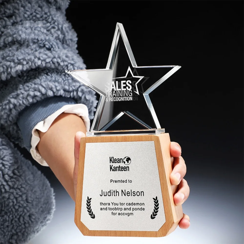 Customizable Retro STAR Theme Wood Shield Award Trophy Shining Crystal Cube Plaque With Carved Logo Gift Souvenir