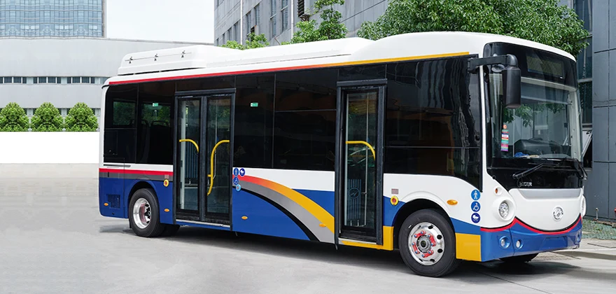 KLQ 6832GEV HIGER BUS Newest design top quality china mini sprinter electric shuttle bus