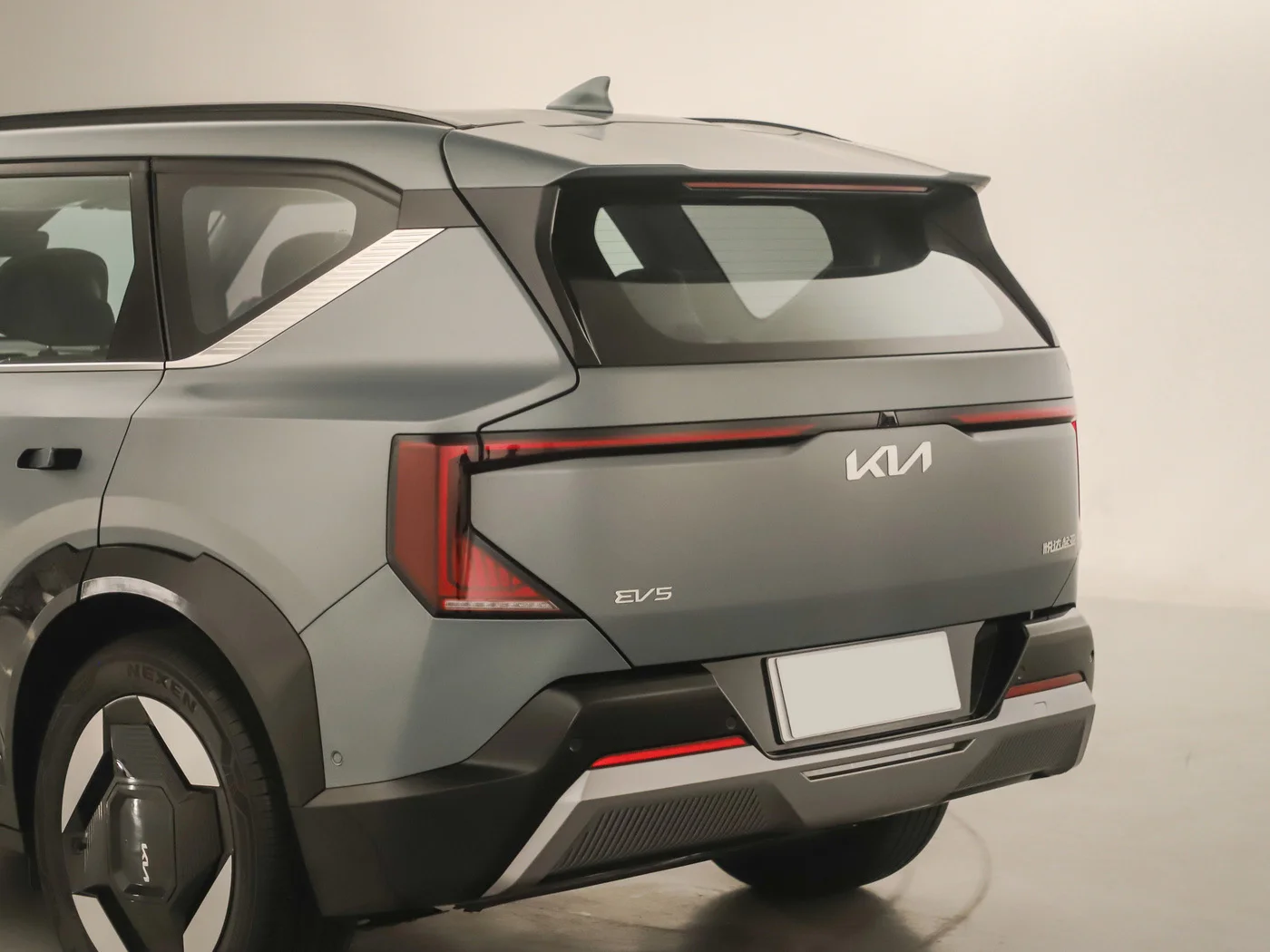 Kazakhstan самый продаваемый автомобиль 2024 KIA EV5 большой дальности 720 км электромобиль kia ev5 земля