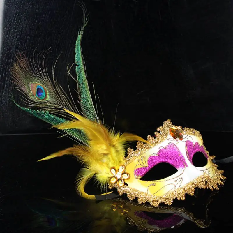 Woman Masquerade Masks Luxury Peacock Feathers Half Face Mask Party Cosplay Costume Halloween Venetian Mask