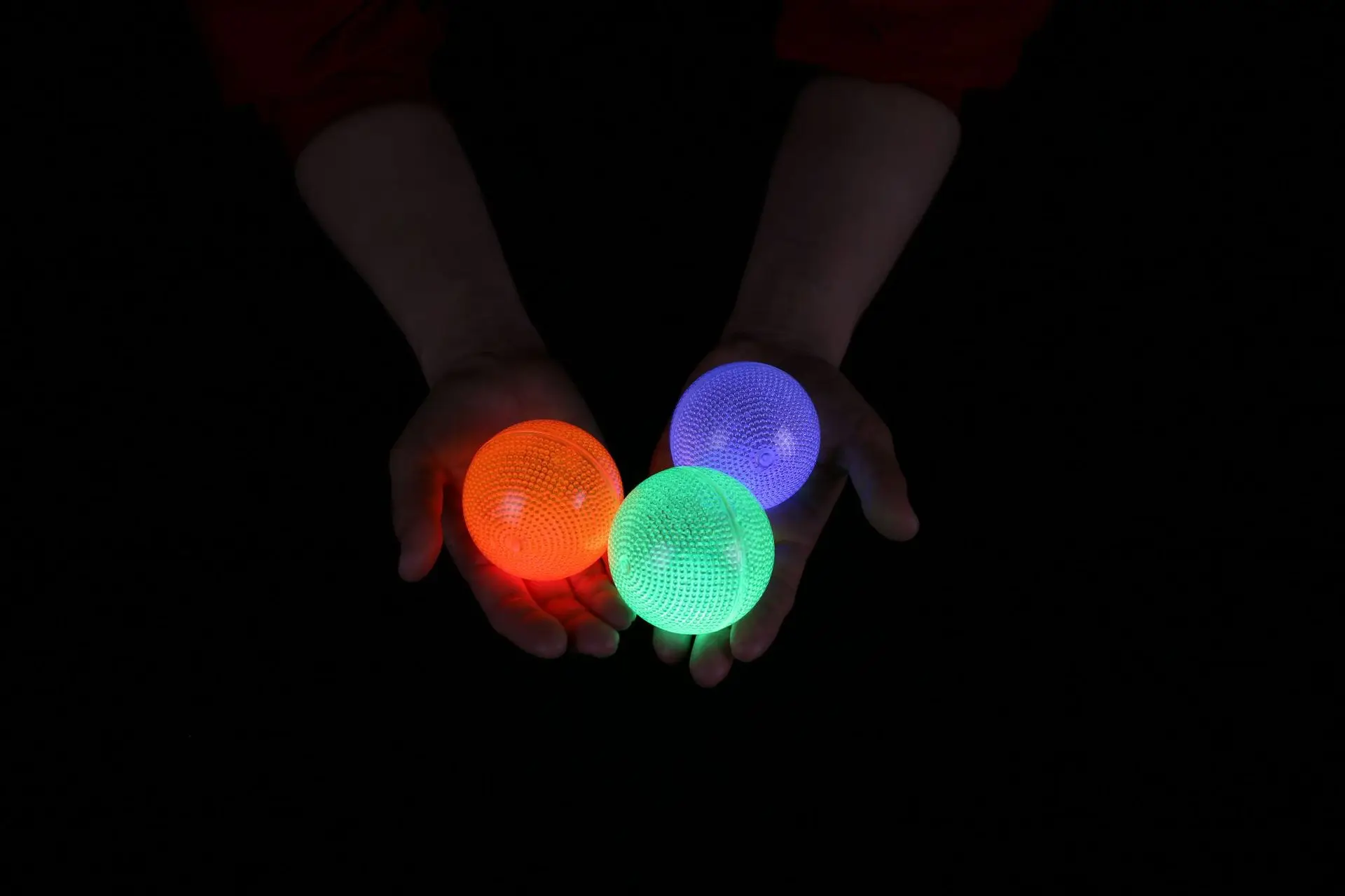 65mm fluorescent luminescent elastic bouncing glowing ball