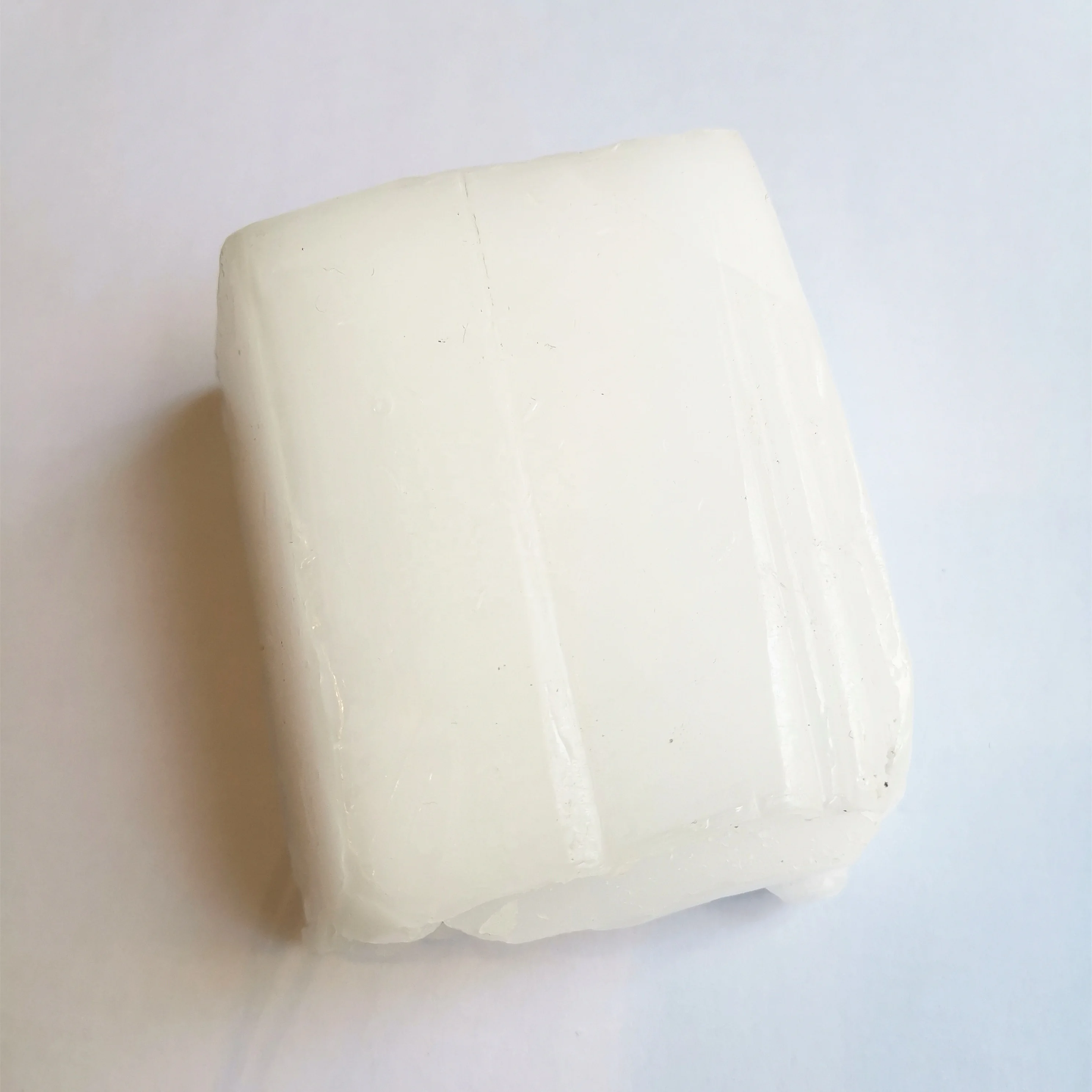 Kunlun Fully Refined Paraffin Wax for candle making  Wholesale Block Refined Paraffin Wax 58-60 China