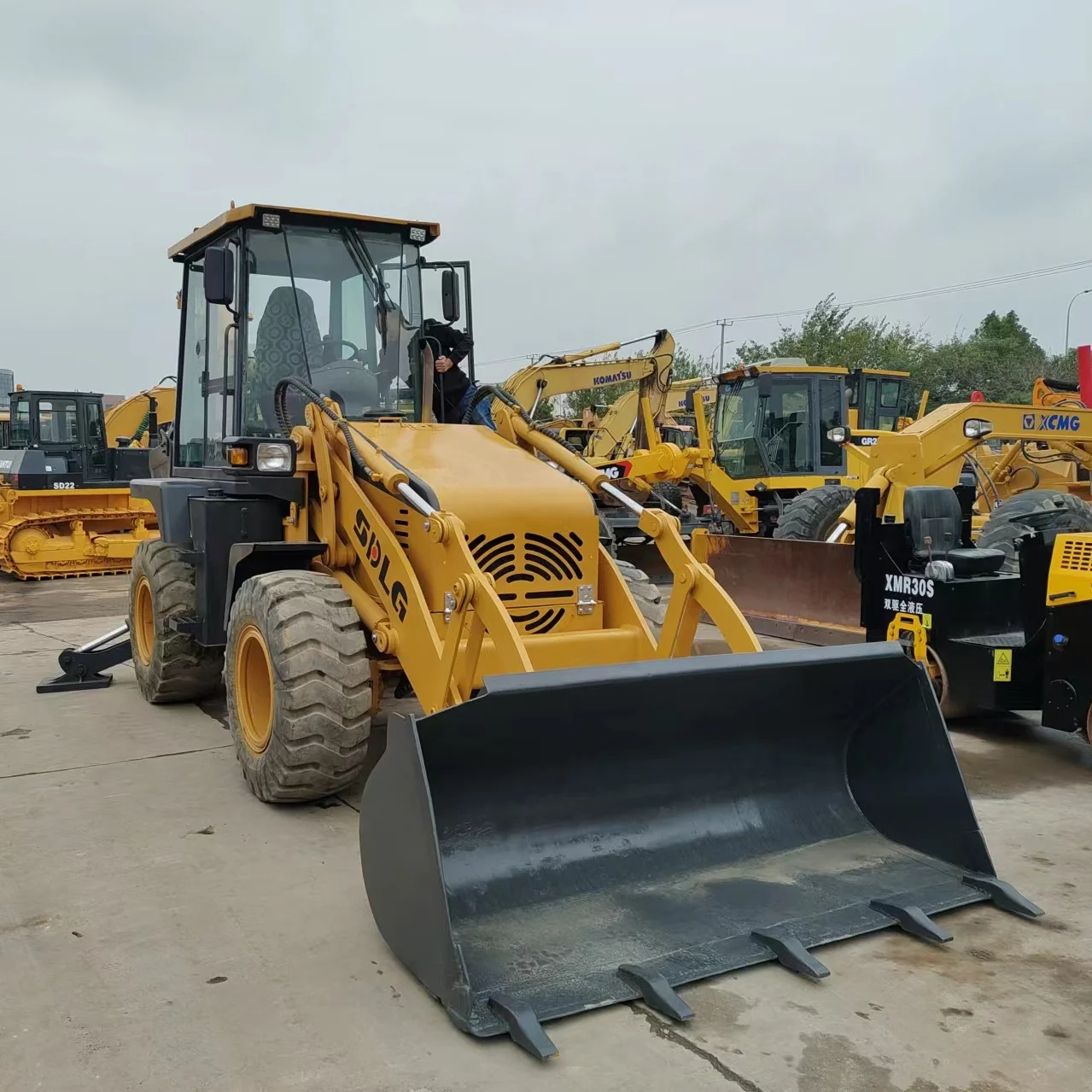 JCB Two Busy Machines 3CX 4CX Backhoe Loader For Sale Used CAT420F Loading Excavator Excellent price Performance JCB Machinery
