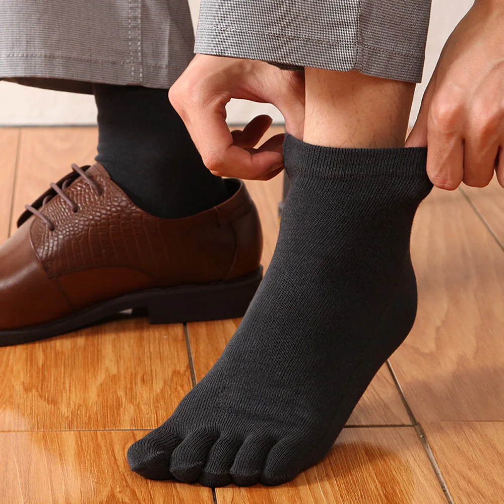 Wholesale Spring Breathable Plain Men Five Toe Socks Cotton White Five Finger Ankle Socks Black