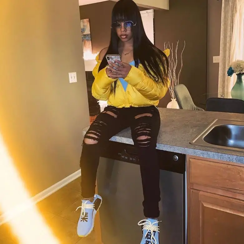 
Custom Winter Ladies Nylon Polyester Blank Thick Colorful Pink Red Bomber Coat Mujer Bubble Puffer Crop Down Jacket Women 