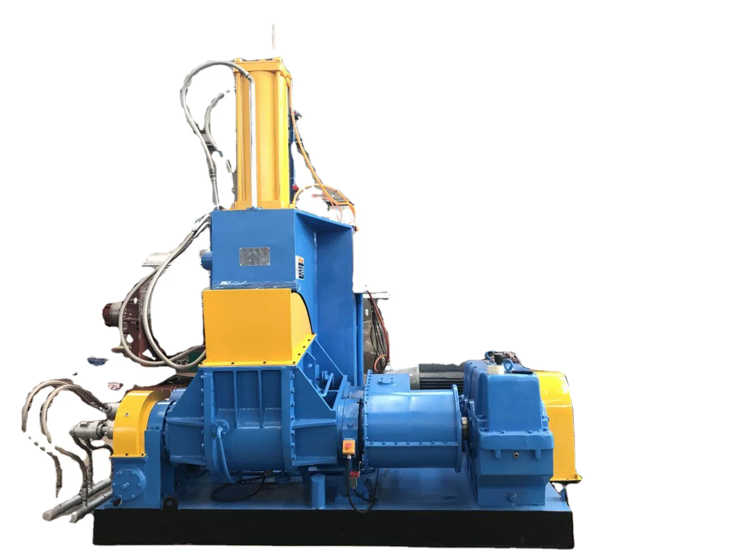 
Internal Banbury Mixer 