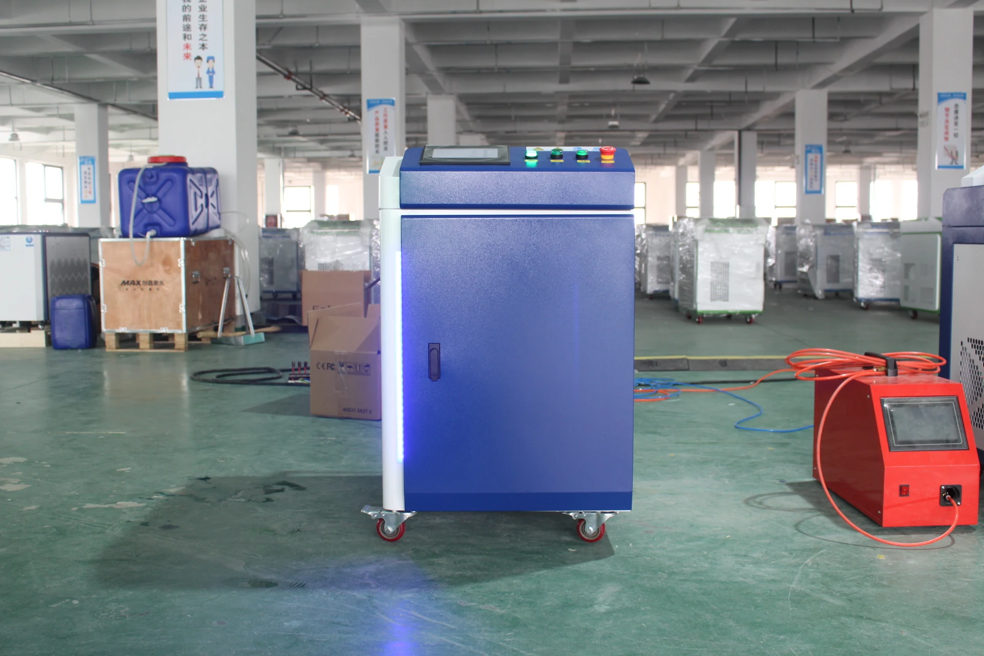 2024 New Handheld 2000w laser welding machine With 4 In 1 Cleaning laser welding machines fiber laser welding 2000w
