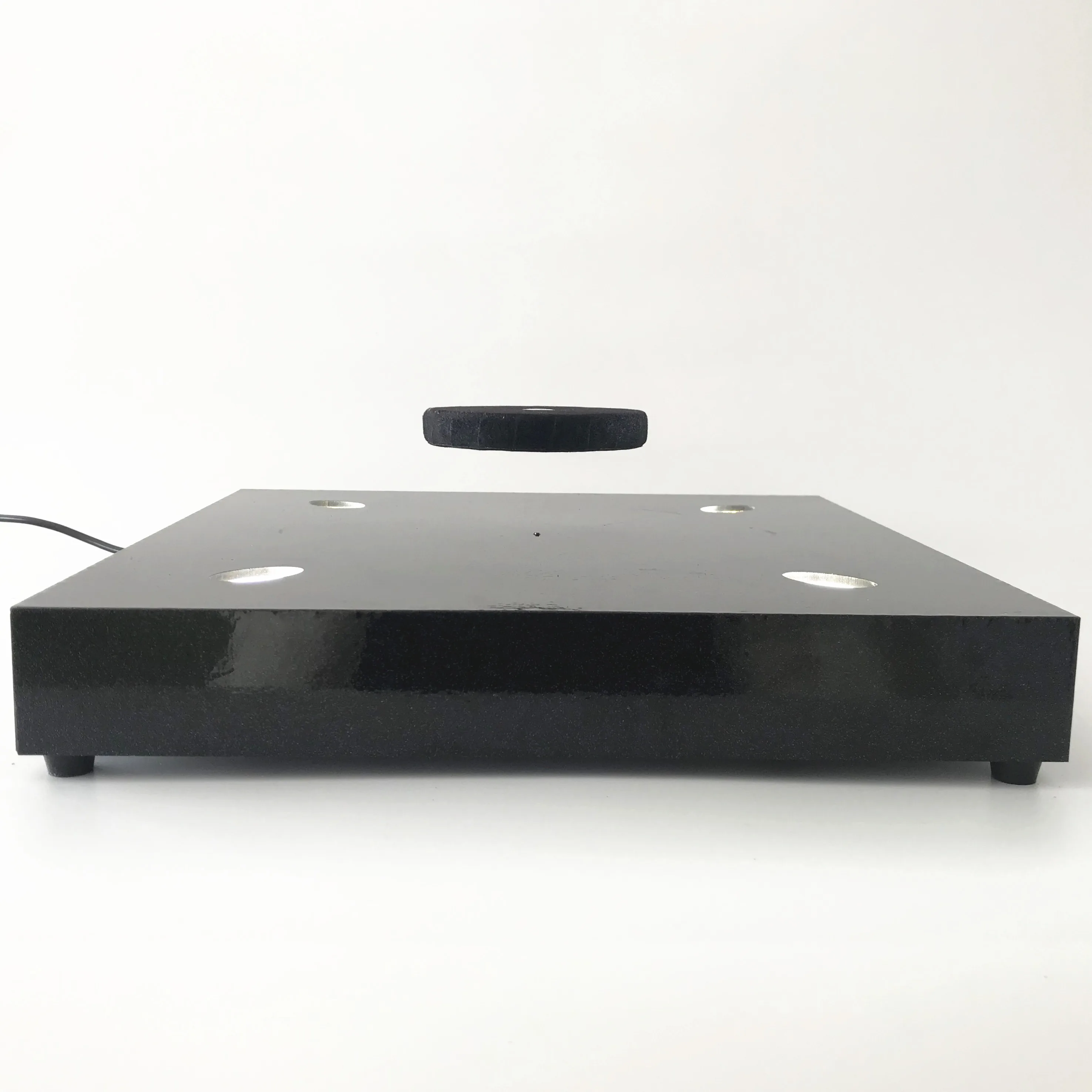 Fashion Magnetic Levitating Shoe Display Display Racks Display Holder Fashion Jewelry Stand by HCNT