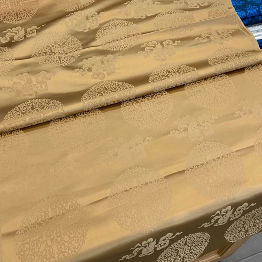 
 Монгольский халат, шелковая ткань, шелковая жаккардовая ткань  