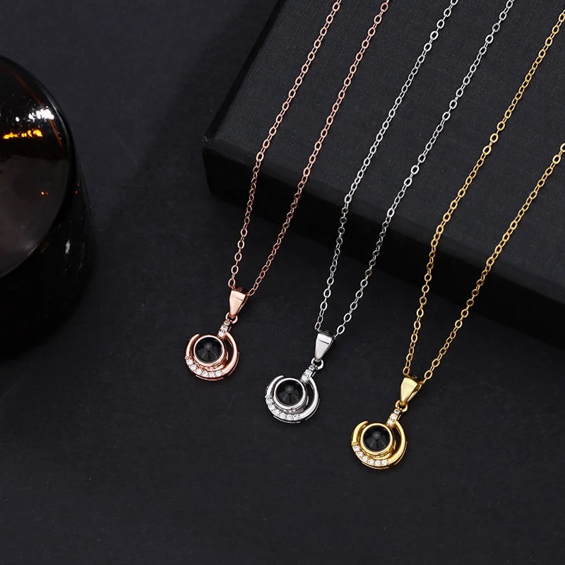 Cheap Gold Plated Moon Phase Necklace Women Custom Photo Projection Necklace Shopify Dropshipping Jewelry