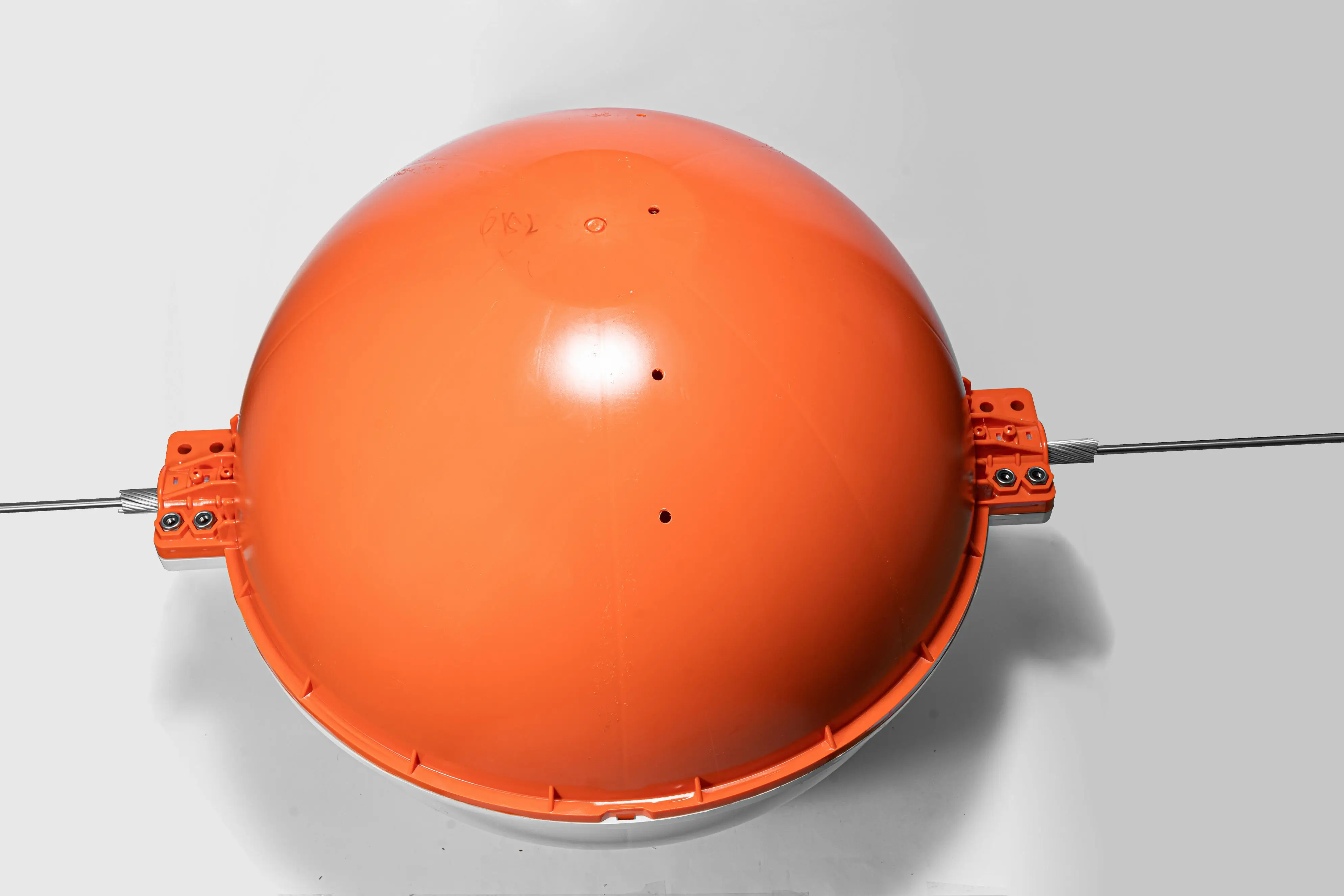 Fiberglass Reinforced Polymer Aviation Warning Spheres marking on High-Voltage
