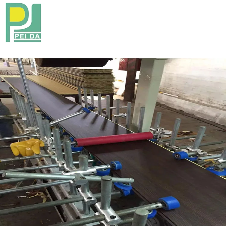 China Manufacturer Easy To Clean Composite Wpc Decking Flooring