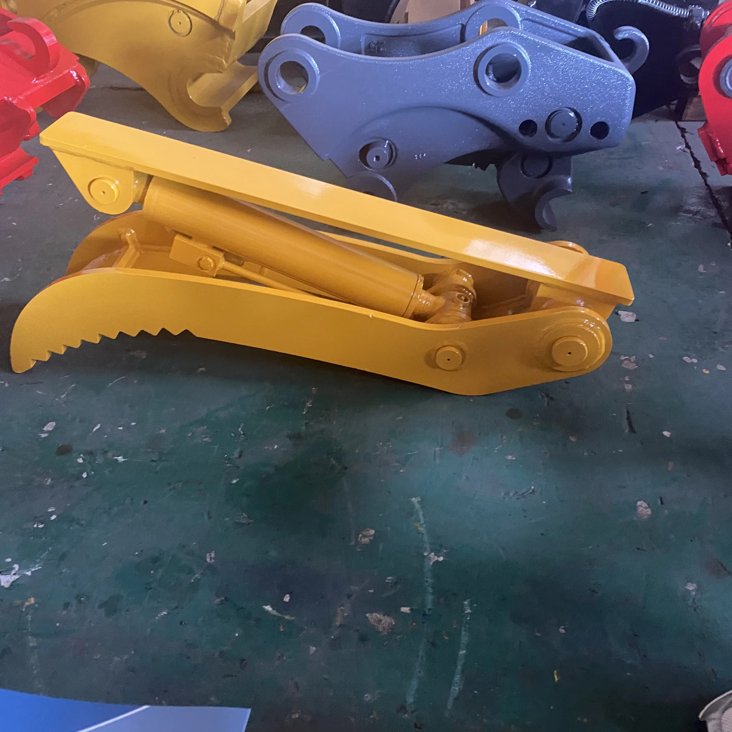 DHG-mini Excavator Manual Thumb for 1.5-4 Ton Excavator Hydraulic Thumb for Mini Excavator