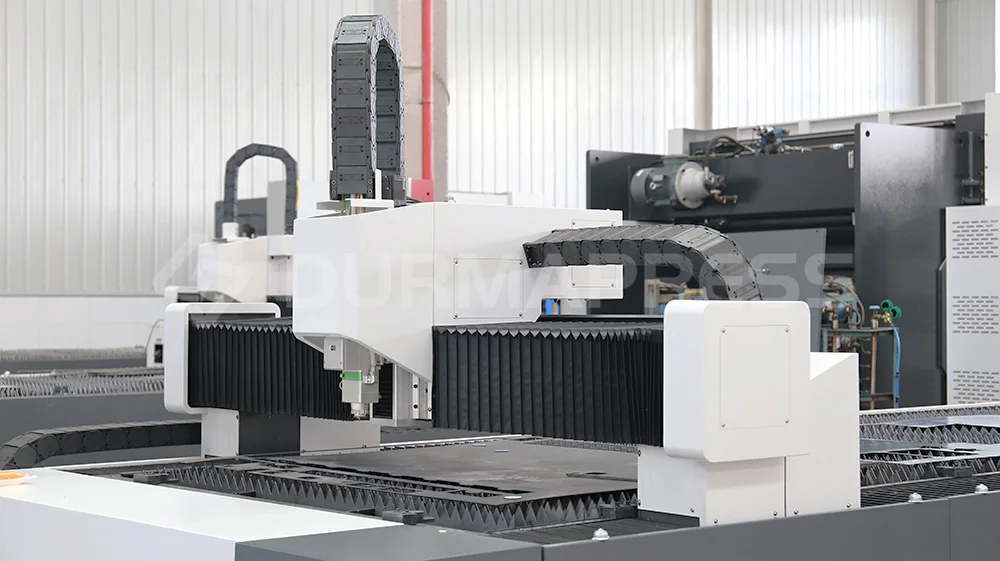 1000w 2000w 3000w 6kw Fiber Multifunctional Laser Cutting Machines Industry Laser Equipment For Metal Process