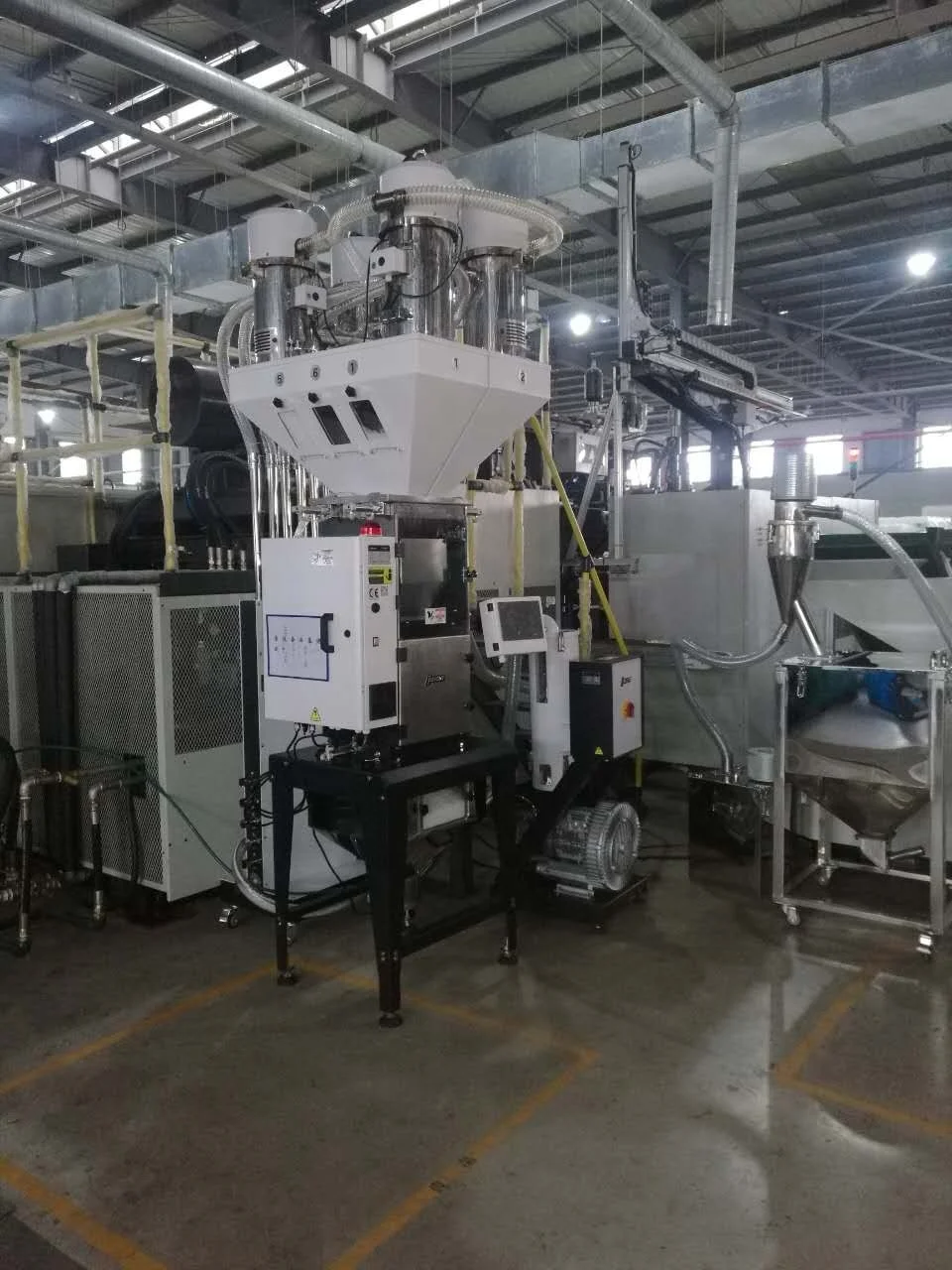 TGB-M05 gravimetric doser blender mixing machine For injection molding machines and extruders