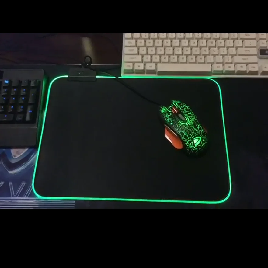 Custom design luminous Rubber base game mat Flat mouse pad RGB Mouse Pad Gaming RGB mousepad