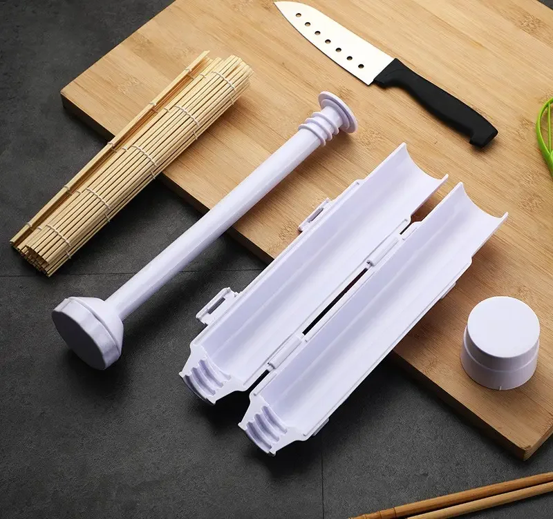 Hot Sale Easy Operation Plastic Manual Sushi Making Tools DIY Sushi Equipment Kit Roller Sushi Set for Beginner