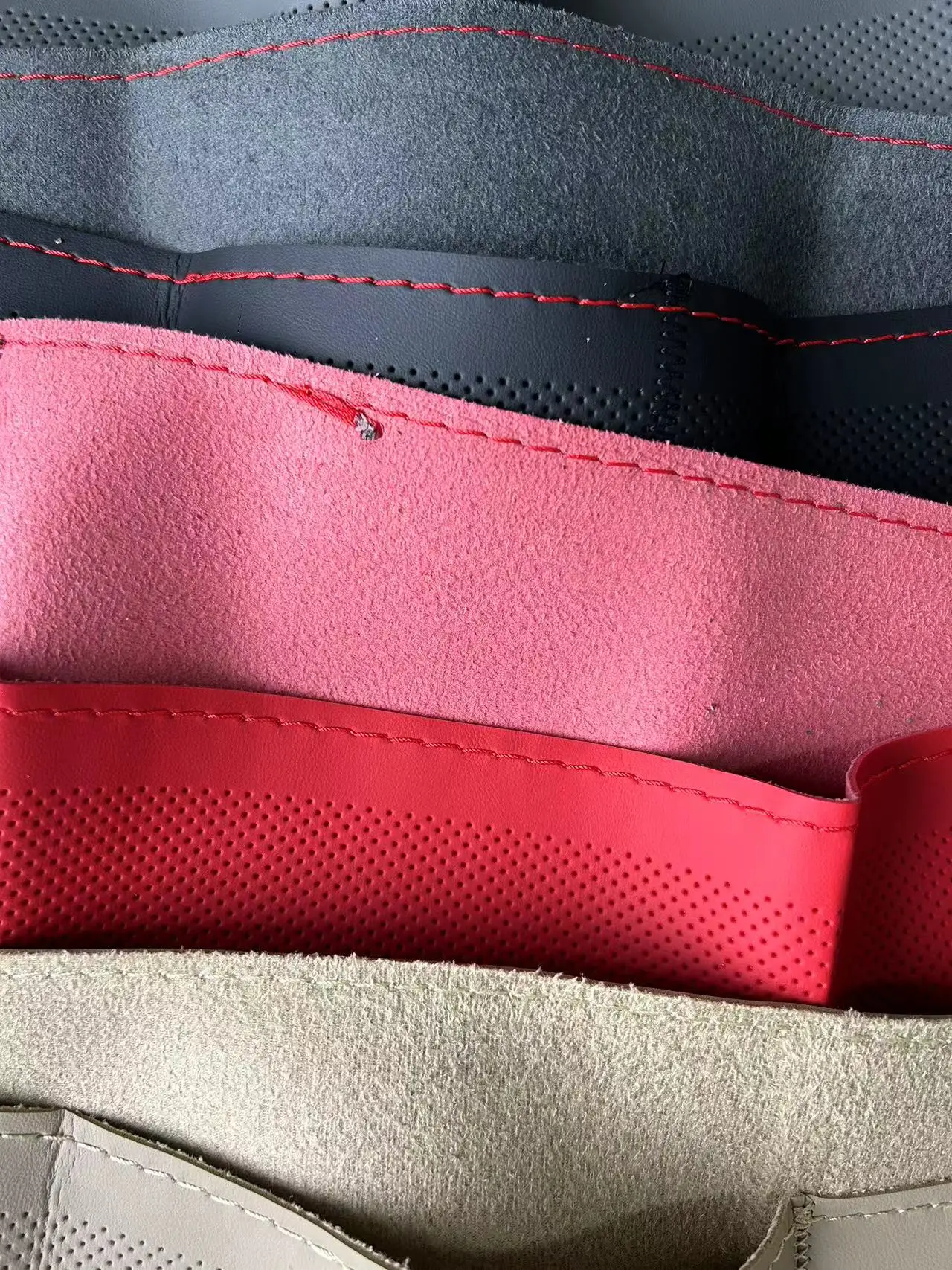 DIY anti slip hand sewn stitch universal microfiber leather car steering wheel cover with needle and threads