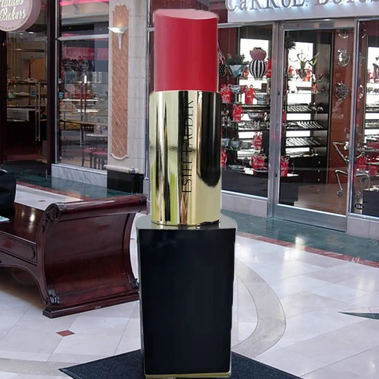 Super large cosmetic display props simulation lipstick statue resin lipstick art sculpture