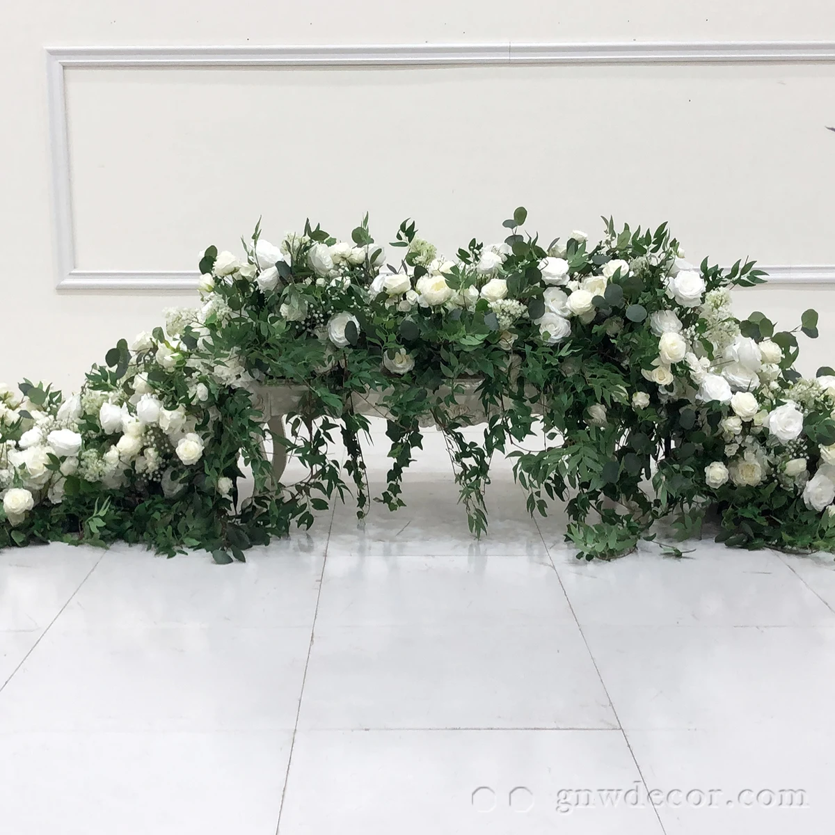 Artificial Eucalyptus Garland with Flowers Rose Orchid Flower for Table and Aisle Tunnel Decoration
