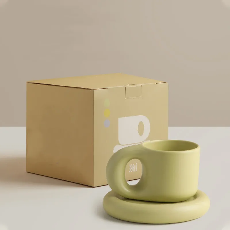 Wholesale Custom Logo Ceramic Porcelain Reuseable Nordic Style Decorativo Teacher Day Coffee Cups And Tea Mugs Gift Set