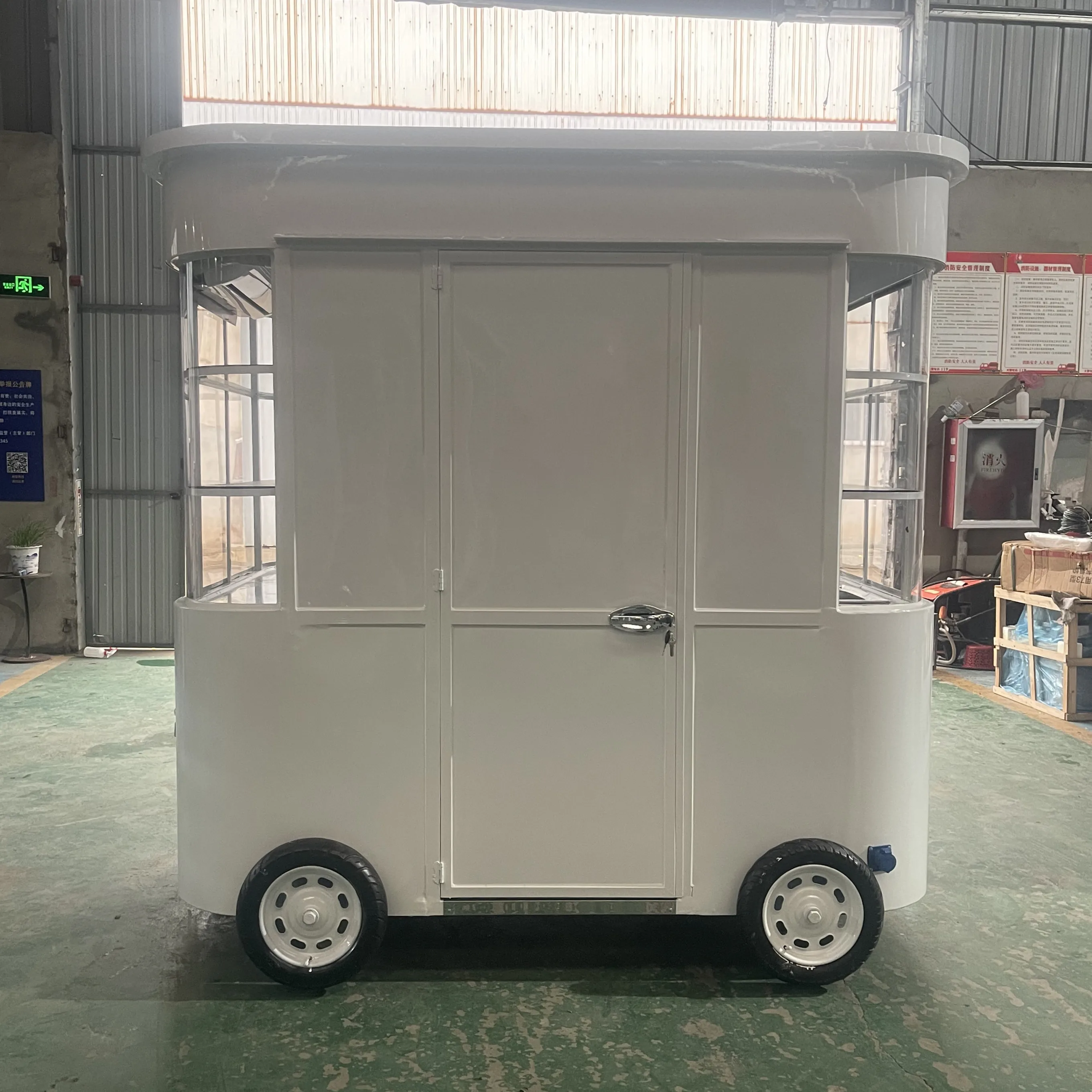 2024 new arrival hot selling factory outlet mobile coffee milk tea soybean milk fresh juice vegetable fruit salad car trolley
