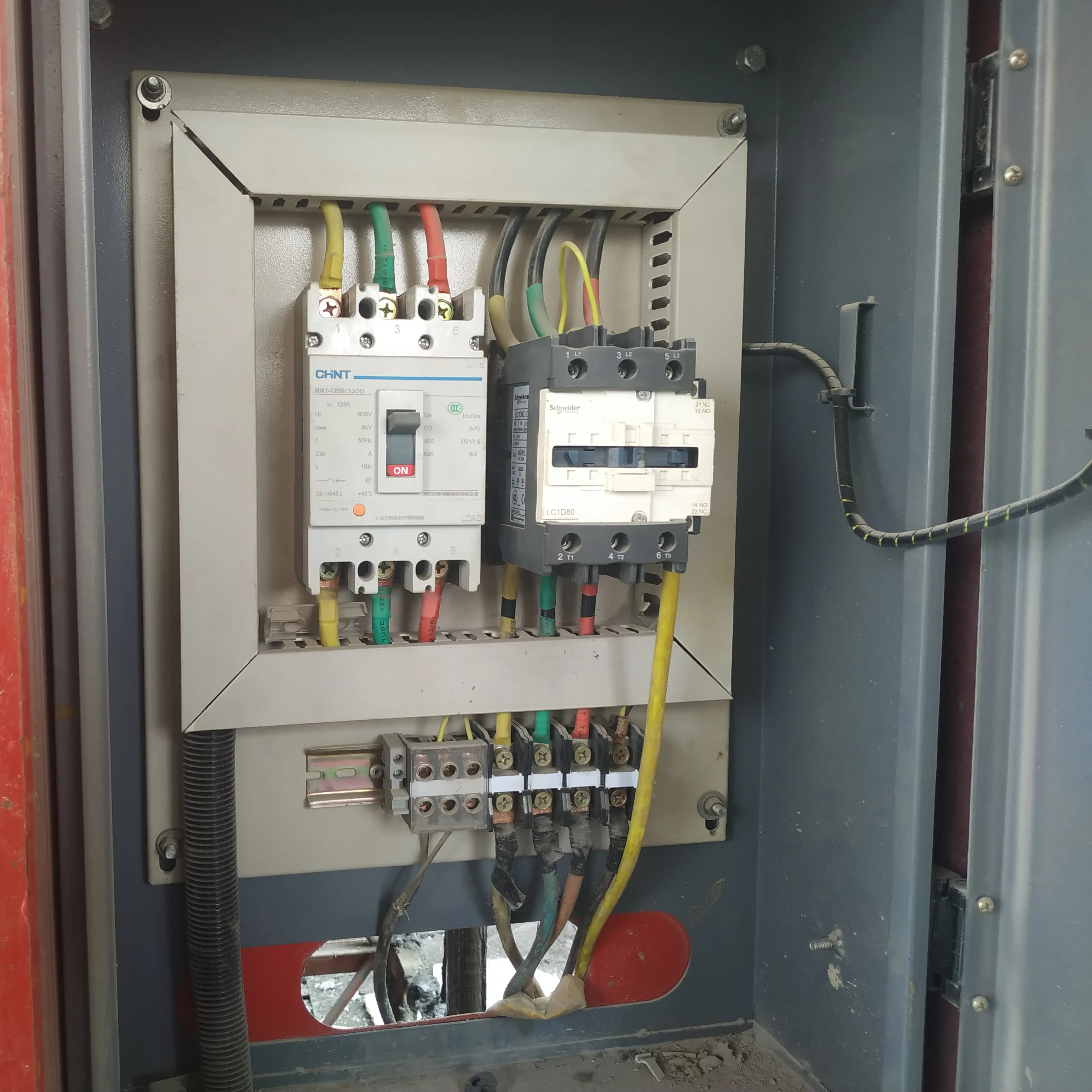 Plc Autocontrol System Electric Motor Power Rack And Pinion Building Hoist Construction Lift Construction Hoist With Ce Approved