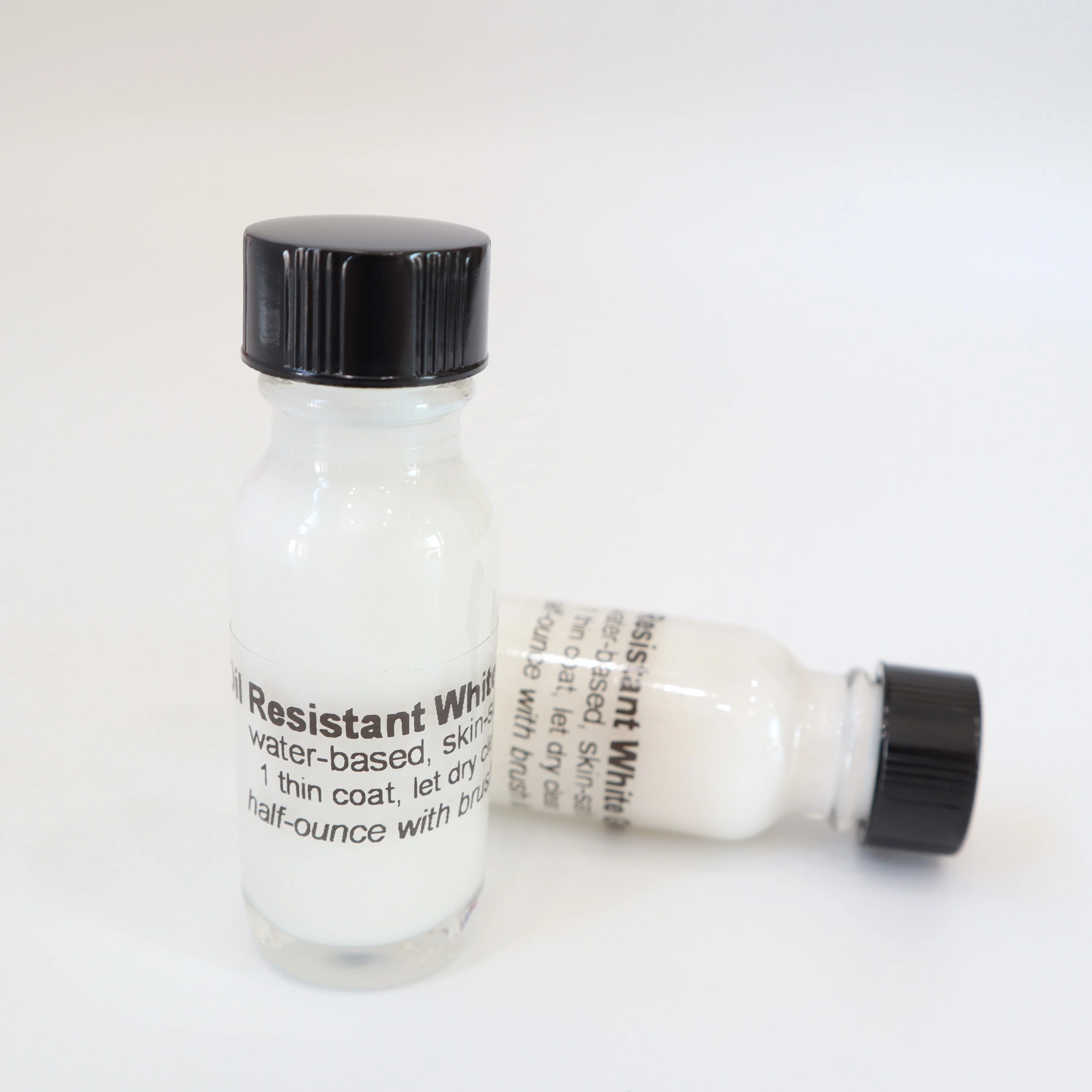 Professional salon use 0.5 OZ per bottle strong hold waterproof adhesive professional oil resistant white glue for wig toupee