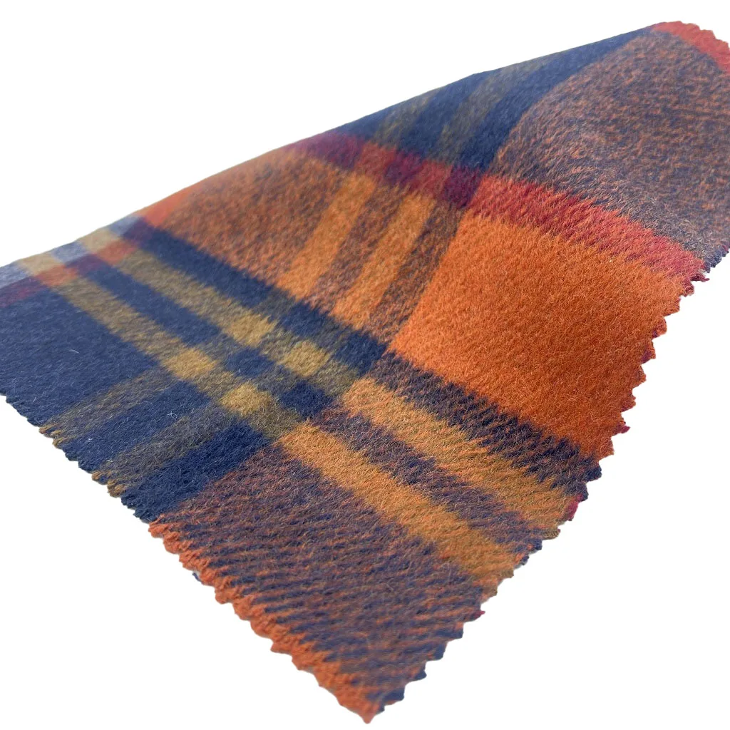 Wholesale Tartan Plaid Green Red Wool Woven Fleece Fabrics For Clothing SH2401