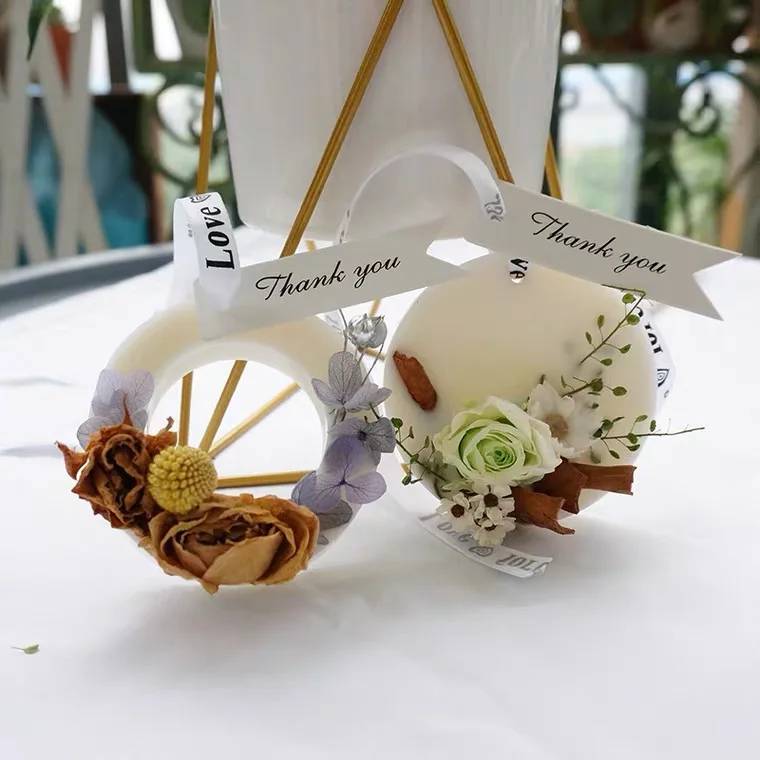 High Quality Wholesale Custom Handmade Wedding Gift Dried Flower Home Decor Soy Wax Round Shape Wax Tablets with Ribbon