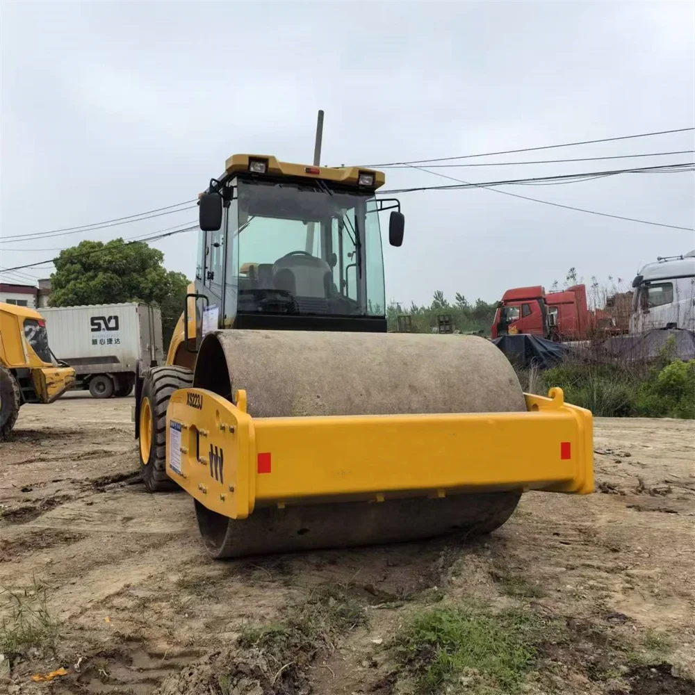 XS223J Dual Drum Vibratory Roller with Single Drum Options Tire Type Core Components Including Engine Pump Motor Bearing