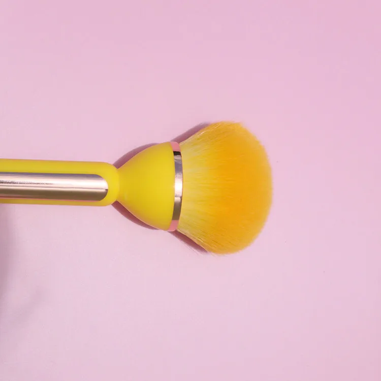 New Design Makeup Blush Brush Single Kabuki Make Up Cosmetic Powder Brush Face Makeup Blush Loose Powder Brush