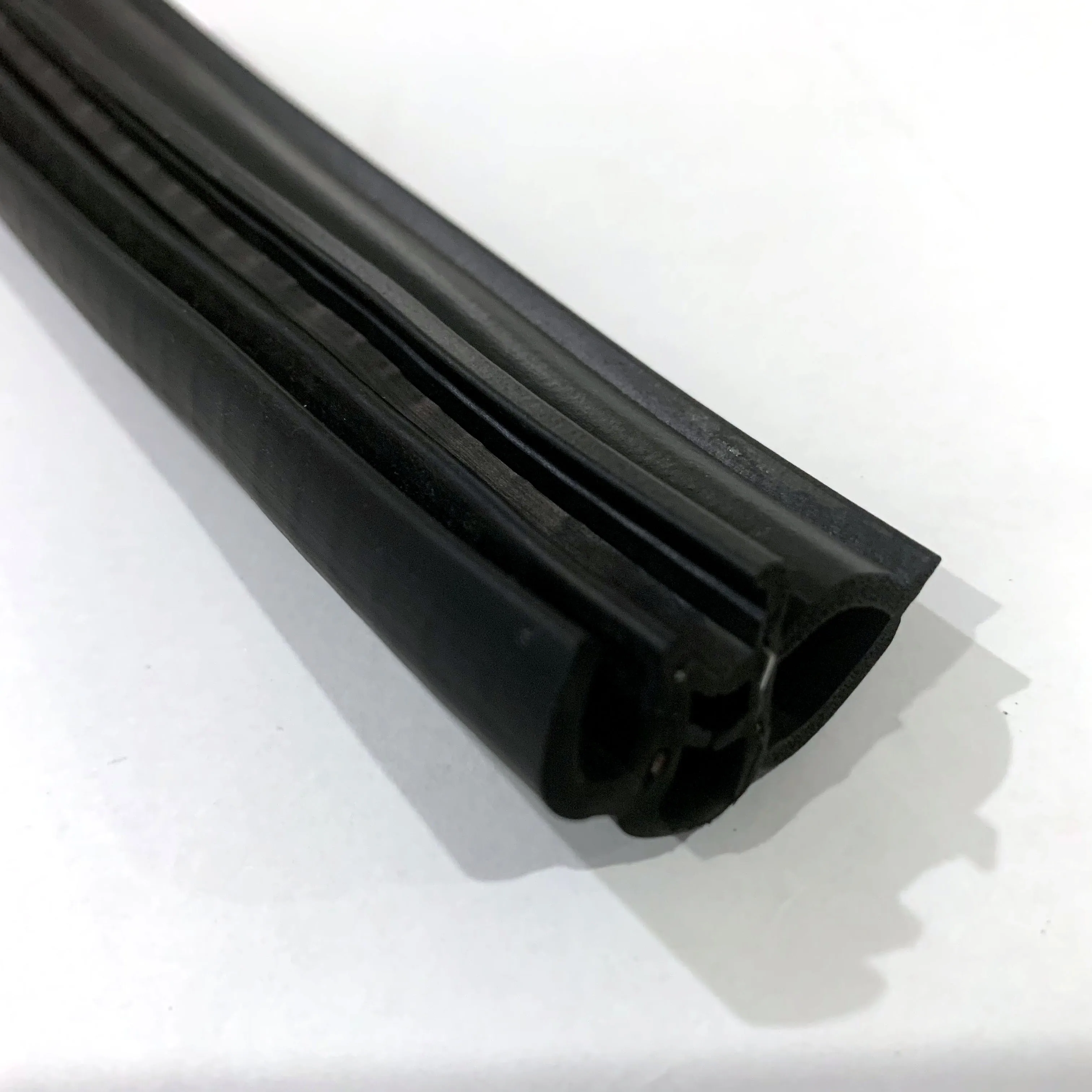 High-quality car door sealing strips trunk side stickers car window scar rubber sealing strips support customization