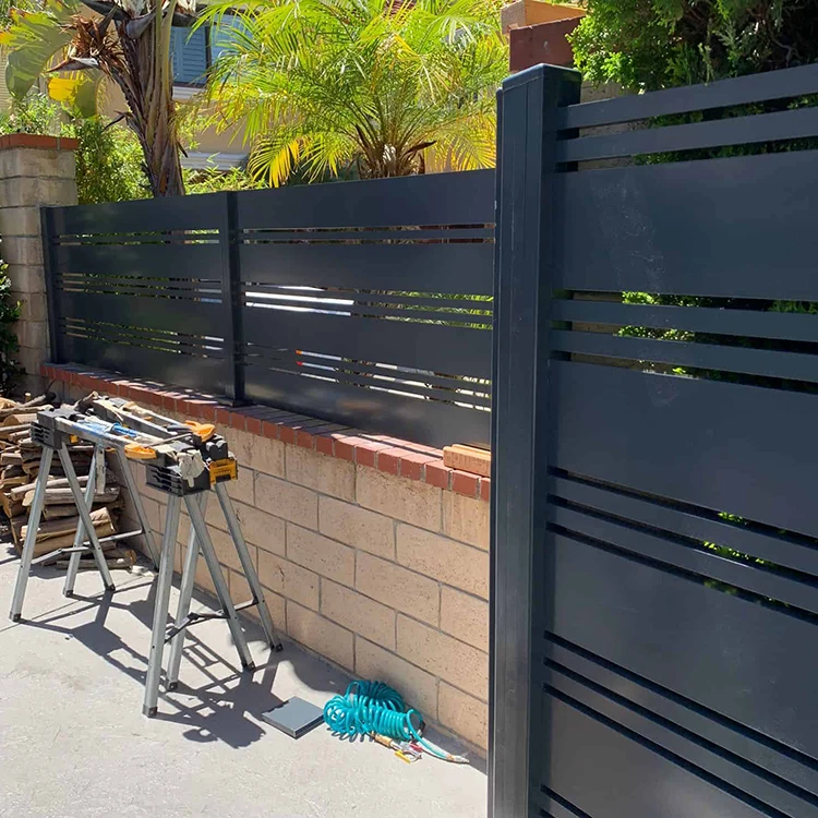 Cheap Price Black Steel Fence Panels 3 Rail Aluminum Ranch Goat Fence Decorative Horse Slat Fencing