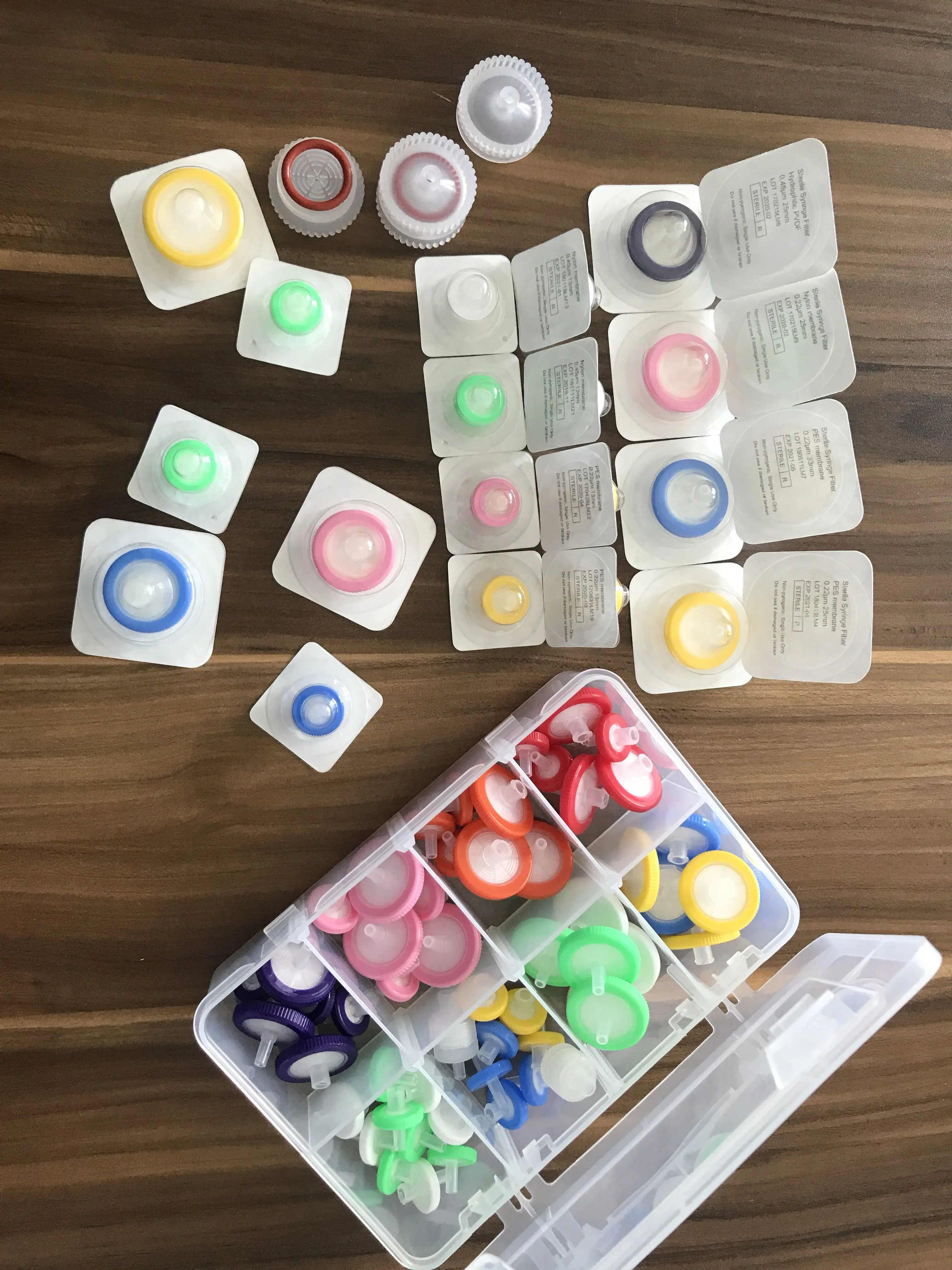 Competitive Price 0.22 Micron PES/PTFE/PVDF/Nylon/GF Syringe Filters