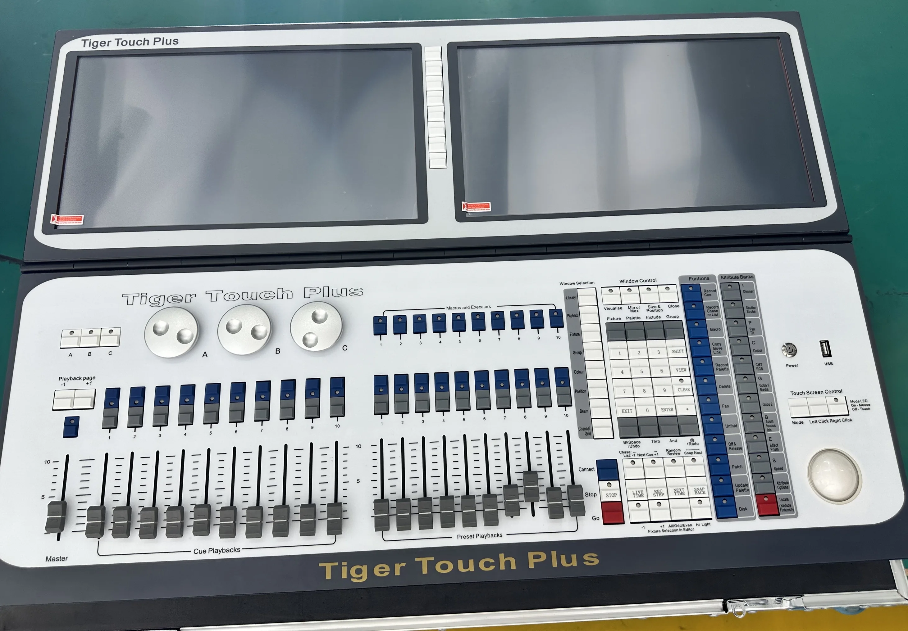 Сценический свет Dmx консоль с 2 экранами DMX Tiger Touch Plus контроллер бесплатным чехлом