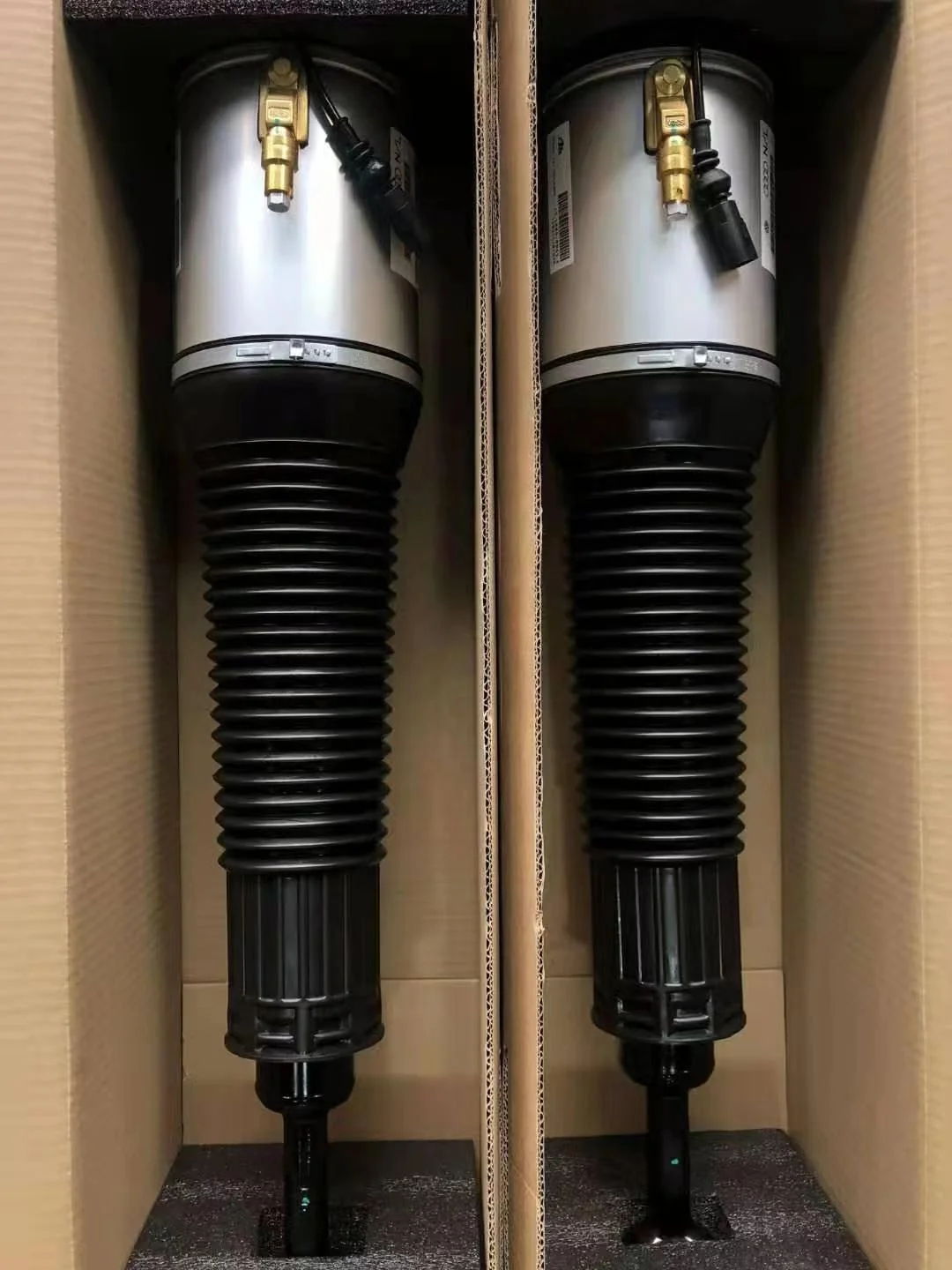Передняя правая пневматическая подвеска для Audi A8 D3 4E S8 Quattro 02-10 4E0616039AF 4E0616039AB