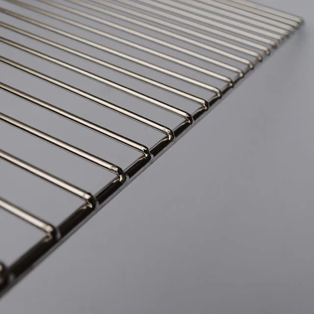 The supporting tray uses 304 stainless steel wire mesh tray for filter oil, filter water, and bake