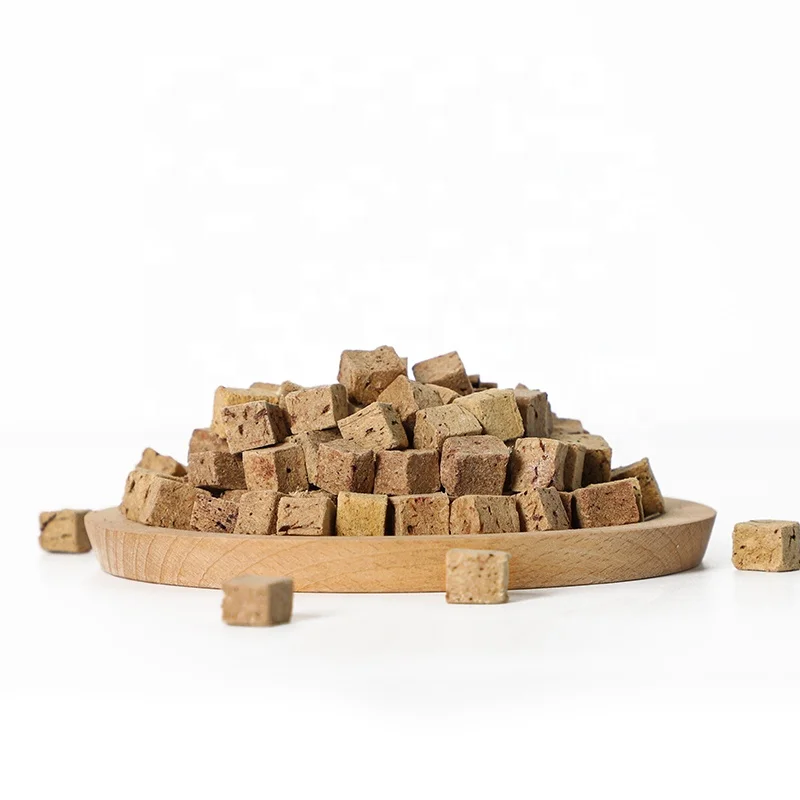 Manufacture Supply Bulk palatability dog cat snack High quality Dry Freeze-Dried Beef liver Cubes Pet Food OEM