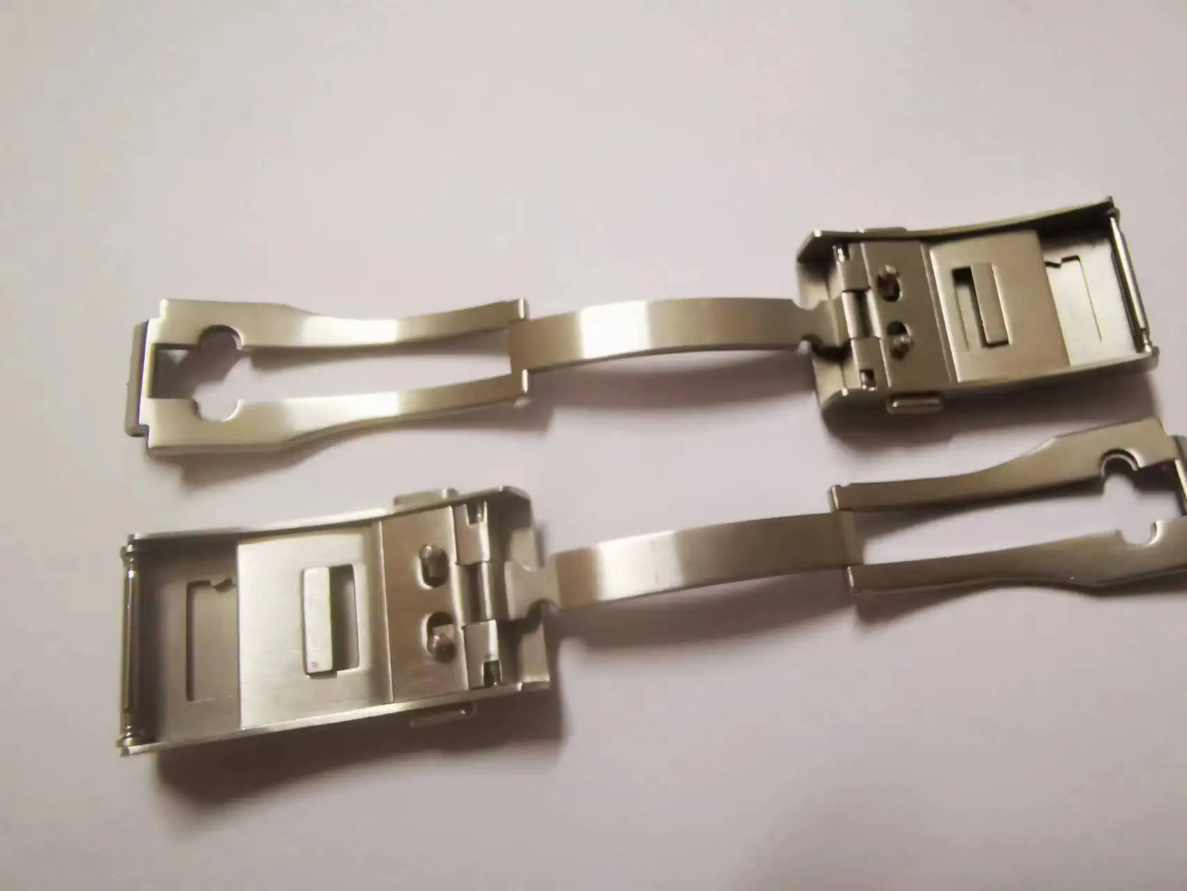 High quality dive watch clasp custom logo watch buckle parts adjustable bracelet clasp