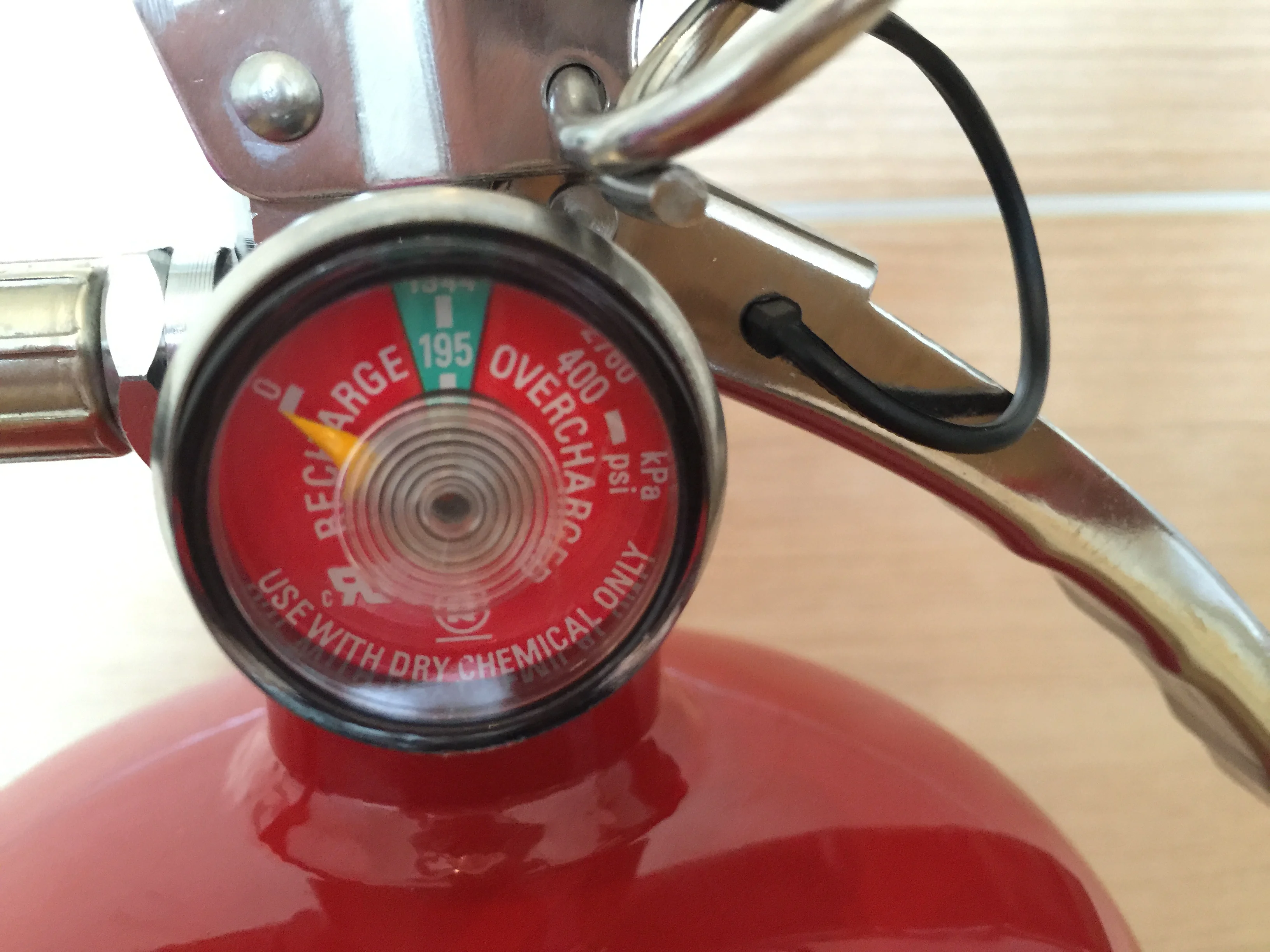 Wholesale China Fire Extinguisher ABC Fire Extinguisher in American Style