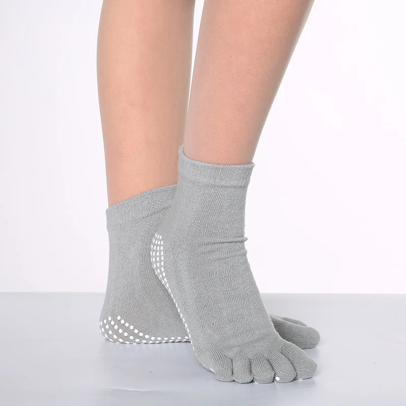 Yoga Non Slip Pilates five-finger socks Barefoot women sports 5 toe socks