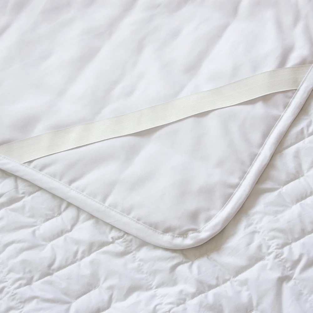 Magnetic Therapy Mattress Pad / Toppers With Down Alternative Filling